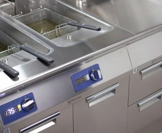 fryers-in-well-cooking-e-XP-700-900-electrolux-professional-dim-1600x800-1-330x270-2.jpg